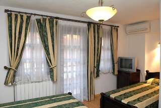 Отель Hotel Bolyarka Мелник Двухместный номер с 1 кроватью или 2 отдельными кроватями-12